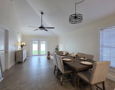 3003 Pigeon Hawk Court - Photo Thumbnail 6