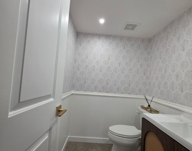 3003 Pigeon Hawk Court - Photo Thumbnail 9