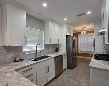 3003 Pigeon Hawk Court - Photo Thumbnail 14