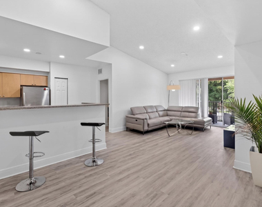 8020 N Nob Hill Road - Photo Thumbnail 2