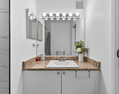 8020 N Nob Hill Road - Photo Thumbnail 5