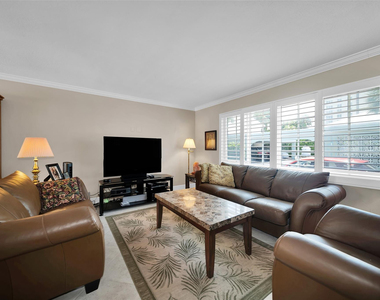 5400 N Ocean Boulevard - Photo Thumbnail 3