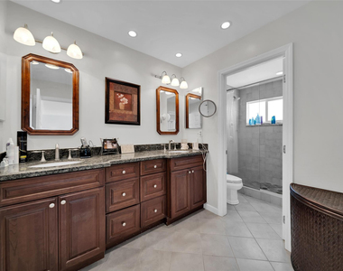 5400 N Ocean Boulevard - Photo Thumbnail 25