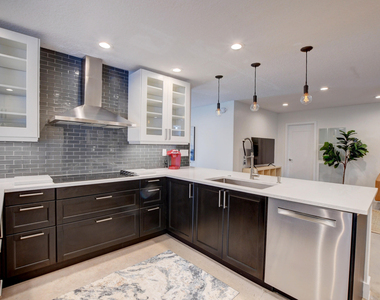 1440 Nw 12th Way - Photo Thumbnail 4