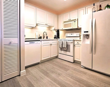 1357 Ne Ocean Boulevard - Photo Thumbnail 9
