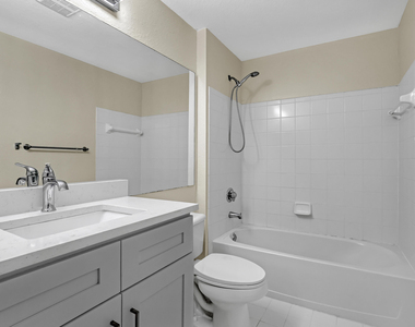 340 Crestwood Circle - Photo Thumbnail 23