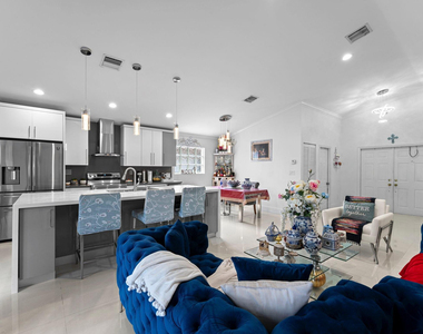 181 Sw 203rd Avenue - Photo Thumbnail 5