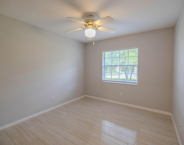 13590 Callington Drive - Photo Thumbnail 17
