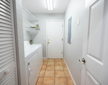 13590 Callington Drive - Photo Thumbnail 7