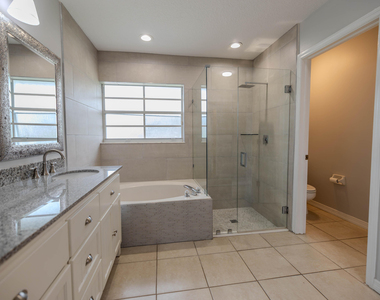 13590 Callington Drive - Photo Thumbnail 8