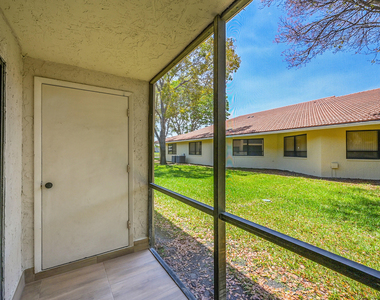9503 Boca Cove Circle - Photo Thumbnail 23