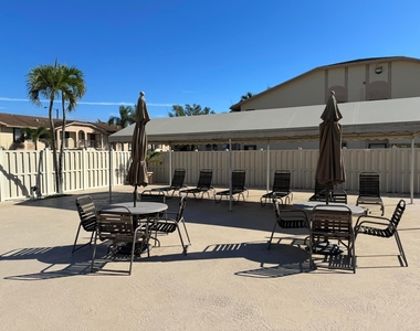 9503 Boca Cove Circle - Photo Thumbnail 4
