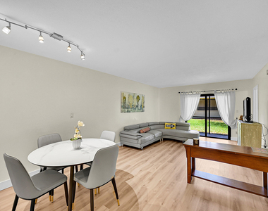 9503 Boca Cove Circle - Photo Thumbnail 8