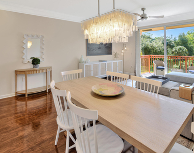 2036 Alta Meadows Lane - Photo Thumbnail 13