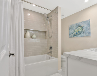 2036 Alta Meadows Lane - Photo Thumbnail 18