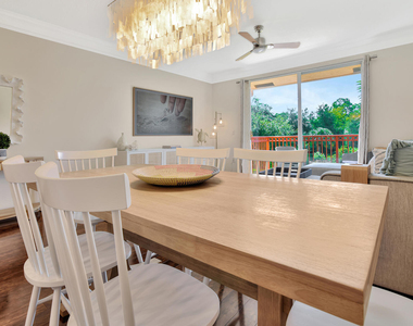 2036 Alta Meadows Lane - Photo Thumbnail 15