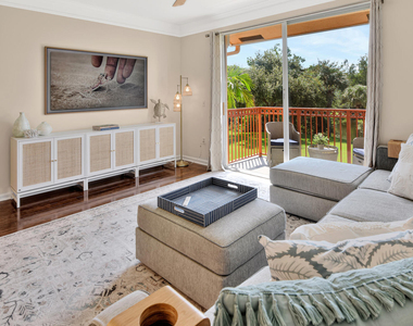 2036 Alta Meadows Lane - Photo Thumbnail 6