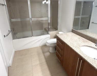 610 Clematis Street - Photo Thumbnail 9