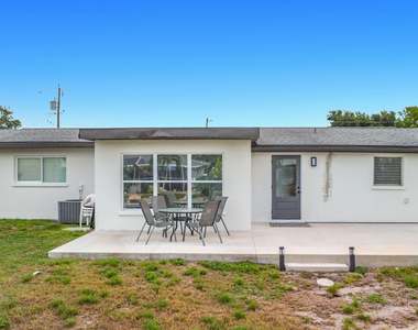 3234 Daytona Drive - Photo Thumbnail 46