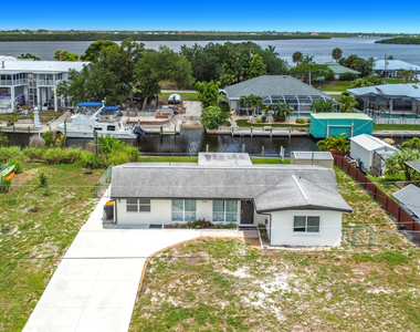 3234 Daytona Drive - Photo Thumbnail 40