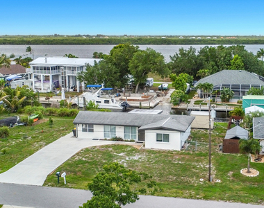 3234 Daytona Drive - Photo Thumbnail 42