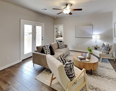 12405 Armstrong Drive - Photo Thumbnail 4