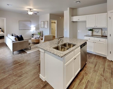 12405 Armstrong Drive - Photo Thumbnail 6