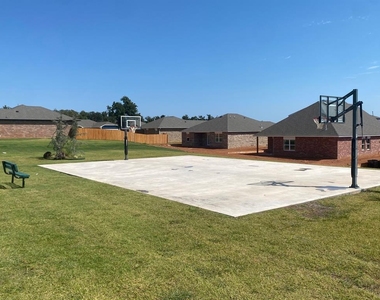 12405 Armstrong Drive - Photo Thumbnail 16