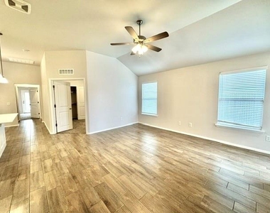 9612 Sw 23rd Street - Photo Thumbnail 6