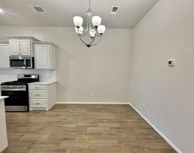 9612 Sw 23rd Street - Photo Thumbnail 10