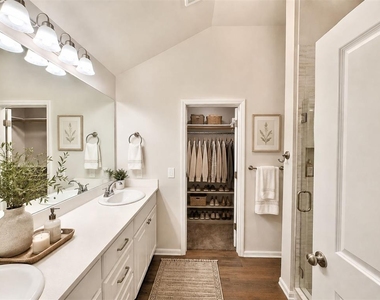 9612 Sw 23rd Street - Photo Thumbnail 3