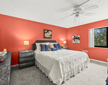 5687 Fairway Park Drive - Photo Thumbnail 20