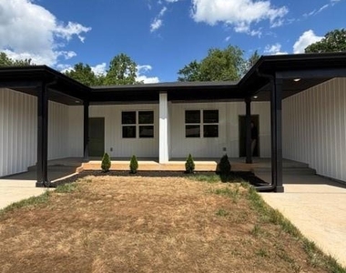1141 12th Street Drive Sw - Photo Thumbnail 6