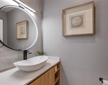 811 Sw 10th Terrace - Photo Thumbnail 3