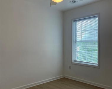 100 Gibson Park Drive - Photo Thumbnail 18