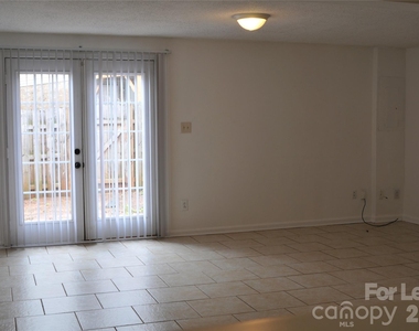 9626-c Vinca Circle - Photo Thumbnail 2