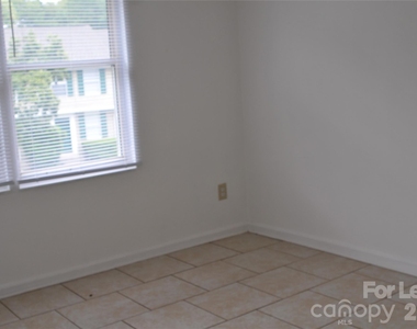 9626-c Vinca Circle - Photo Thumbnail 9
