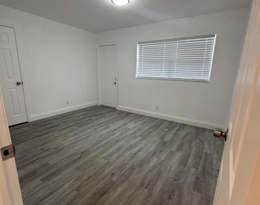 1795 Nw 55th Avenue - Photo Thumbnail 6