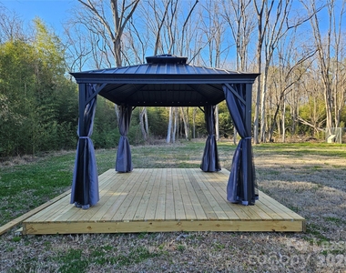 1002 Crawford Road - Photo Thumbnail 12