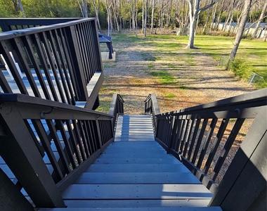 1002 Crawford Road - Photo Thumbnail 11