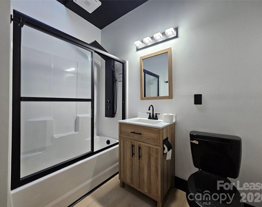 1002 Crawford Road - Photo Thumbnail 14