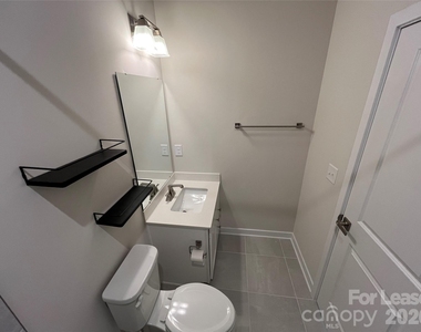 4730 Chastain Avenue - Photo Thumbnail 15