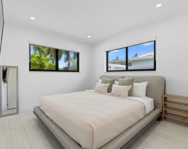 160 Se 12th Court - Photo Thumbnail 18