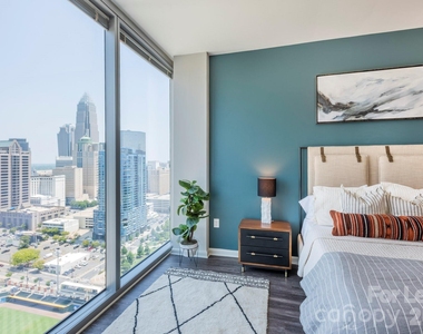 401 S Graham Street - Photo Thumbnail 18