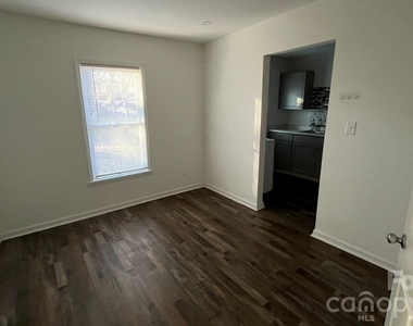635 Smith Street - Photo Thumbnail 6