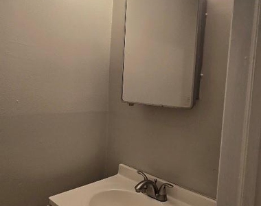 1803 Darbrook Drive - Photo Thumbnail 9