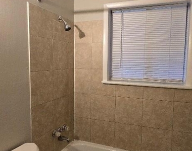 1803 Darbrook Drive - Photo Thumbnail 6