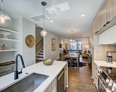 1208 Minter Place - Photo Thumbnail 11