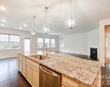 2337 Abundance Lane - Photo Thumbnail 7