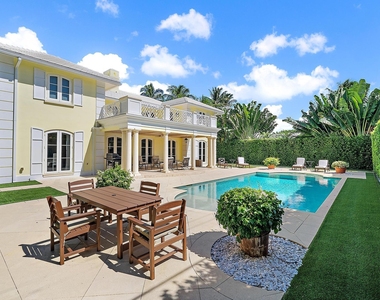 210 Emerald Lane - Photo Thumbnail 29